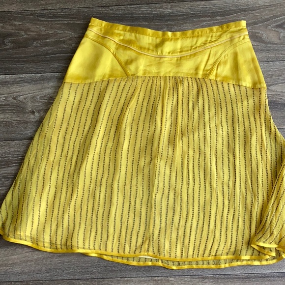 Bruuns Bazaar 100 % Silk Yellow Skirt size 8/38 - Picture 4 of 8